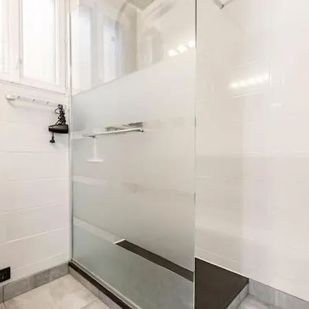 Maison Centre + Garage *