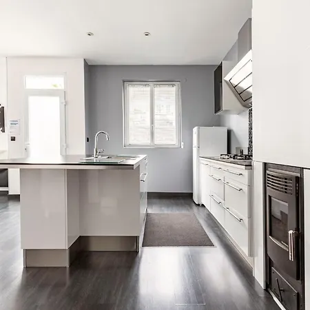 Maison Centre + Garage Сasa de vacaciones *